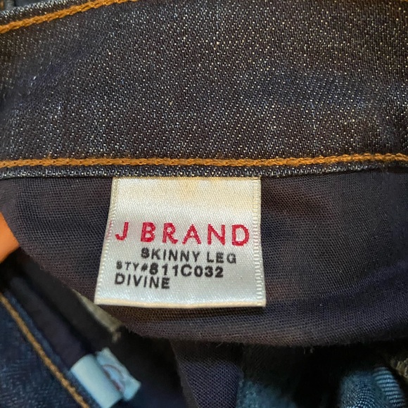 J Brand Skinny Leg High Rise Jeans in Divine - Picture 2 of 9